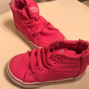 Hot pink Vans!!!
